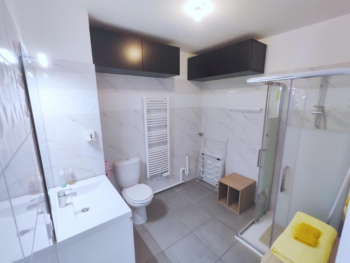 Cozy Sunshine Apartment With Balcony 4 Persons Max Ivry-sur-Seine Buitenkant foto