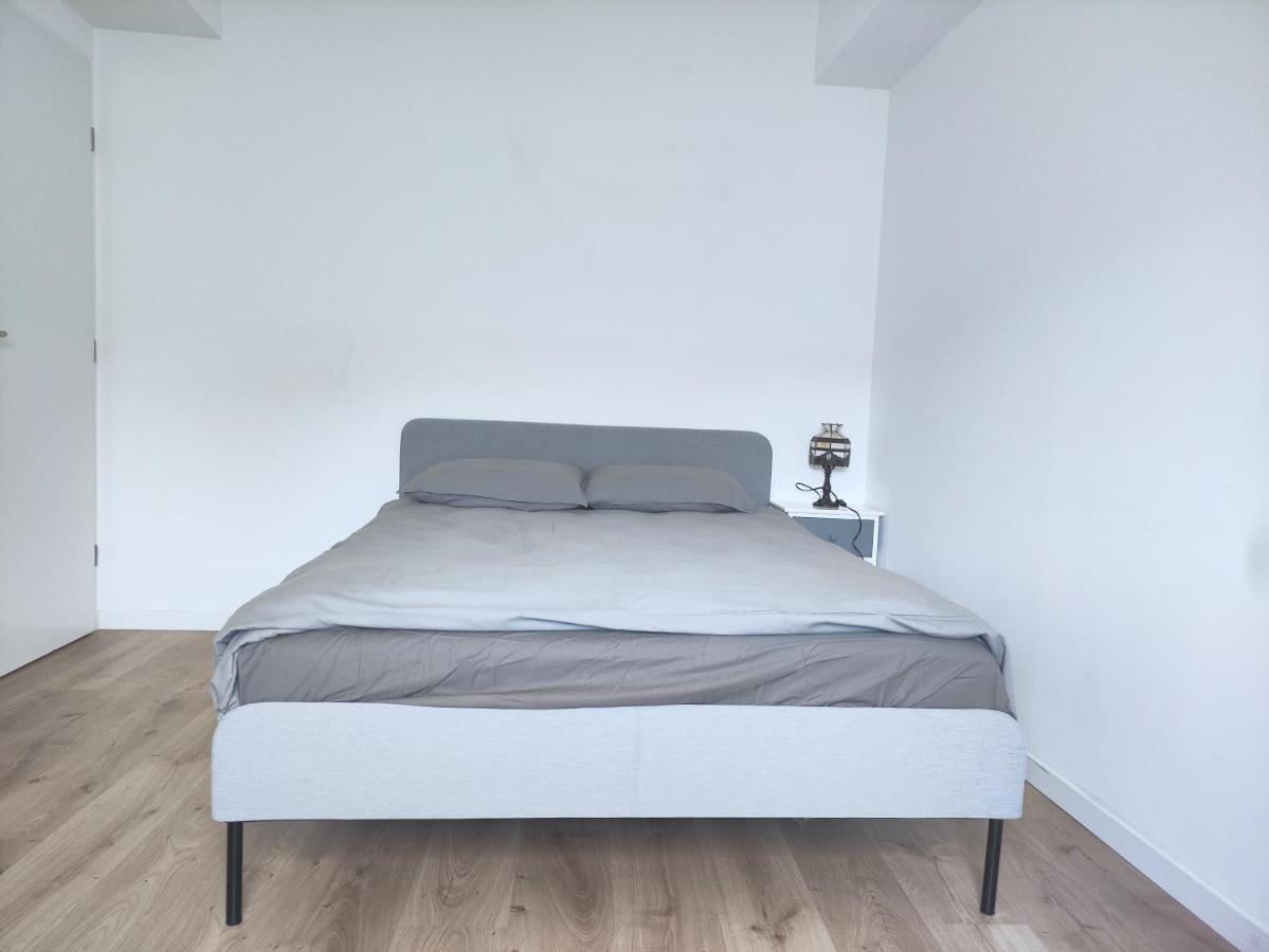Cozy Sunshine Apartment With Balcony 4 Persons Max Ivry-sur-Seine Buitenkant foto