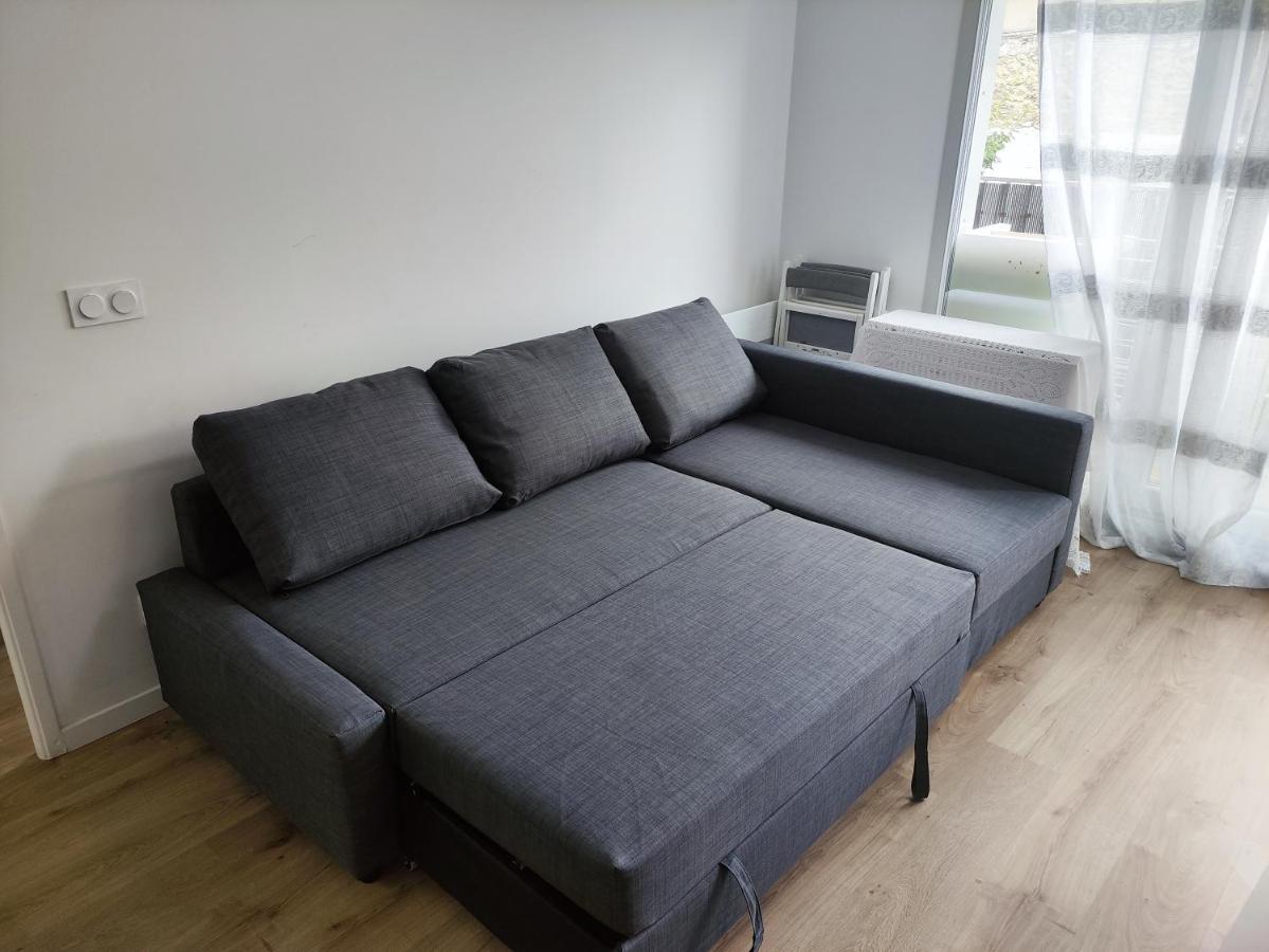 Cozy Sunshine Apartment With Balcony 4 Persons Max Ivry-sur-Seine Buitenkant foto
